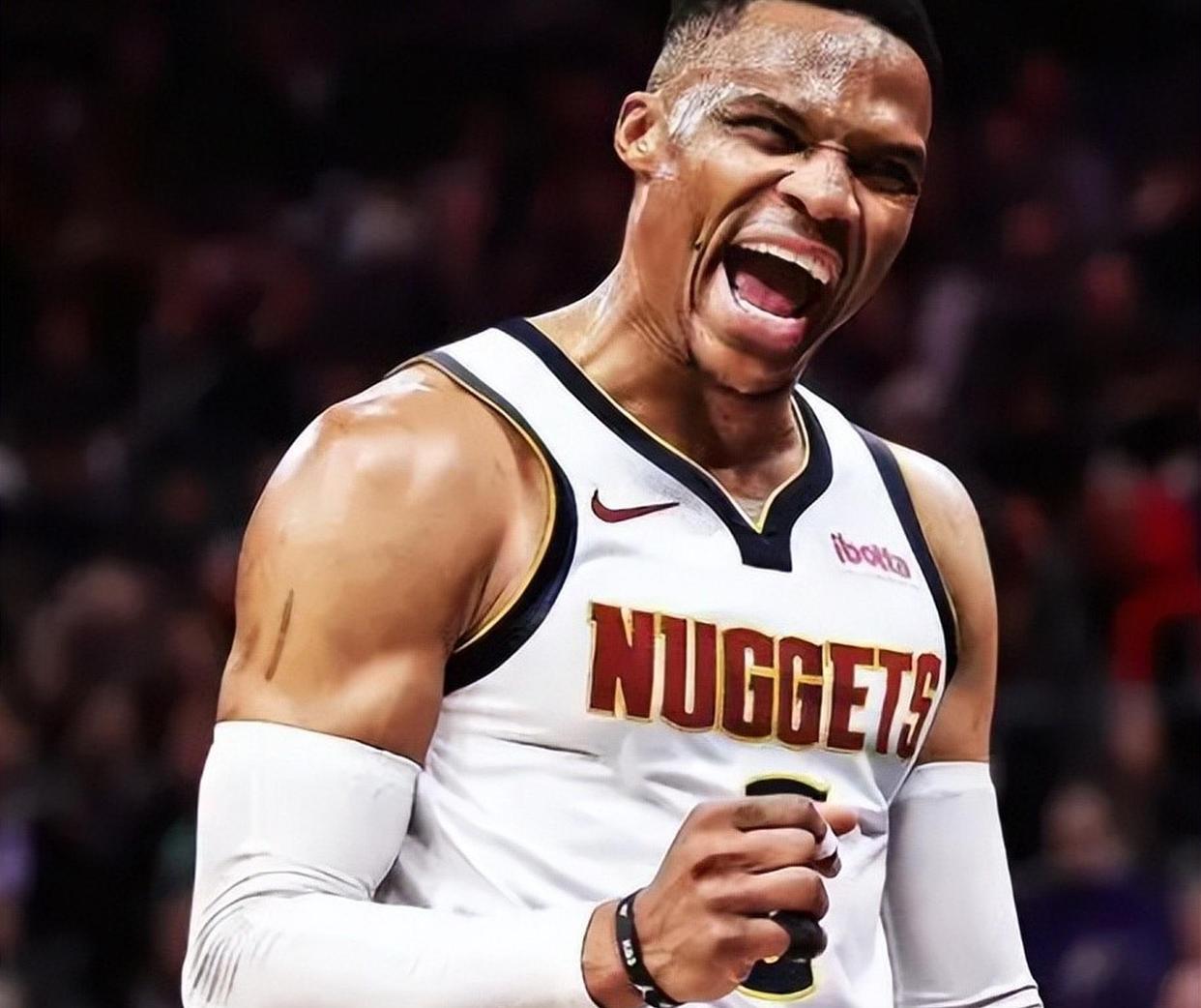 追梦离开后勇士打出54-26！科尔：板凳球员都渴望上场打球（追梦离队后勇士录得54胜26负，科尔：替补球员都迫不及待想上场）