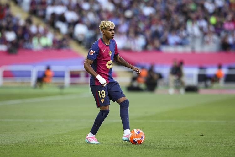 欧塞尔俱乐部主席周云杰：中国孩子的技术并不比法国孩子差（欧塞尔主席周云杰称：中国孩子技术实力不弱于法国同龄人）