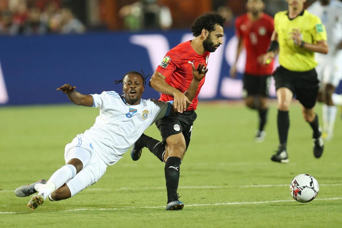 米体：齐沃将全队关在更衣室训话了数分钟，并批评了所有球员（米体：齐沃在更衣室对全队训话数分钟，严厉批评全体球员）