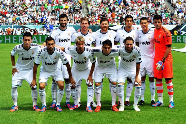 浮嶋敏：对手的阵型与我们预测不同，球员花了一些时间去适应（浮嶋敏：对手阵型出乎预期，球员花了一段时间适应）