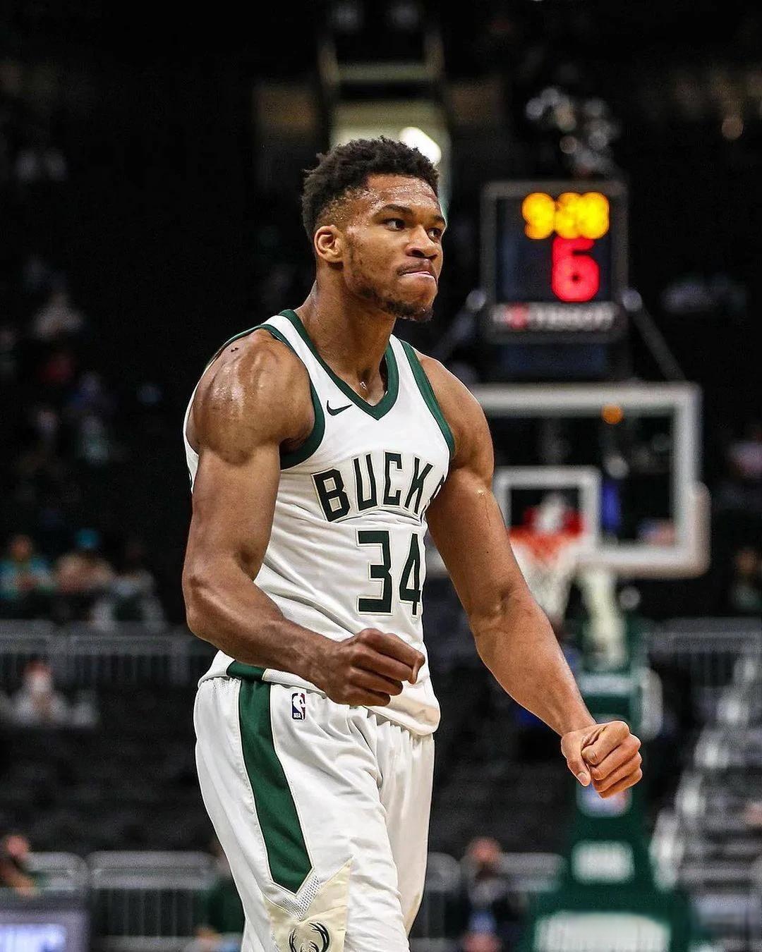 斯洛特：我没说过不会找萨拉赫谈；近三场联赛我们已经有改变（斯洛特澄清：从未表示不会与萨拉赫沟通，近三轮联赛球队已有变化）