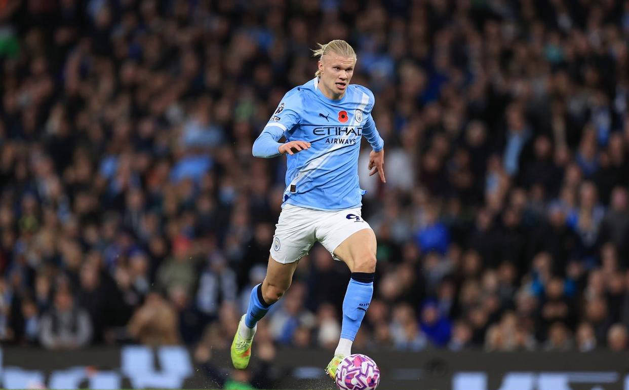 那不勒斯官方：洛博特卡在意杯赛前热身时左腿后胫肌拉伤（那不勒斯通报：洛博特卡意大利杯赛前热身左腿后胫肌拉伤）