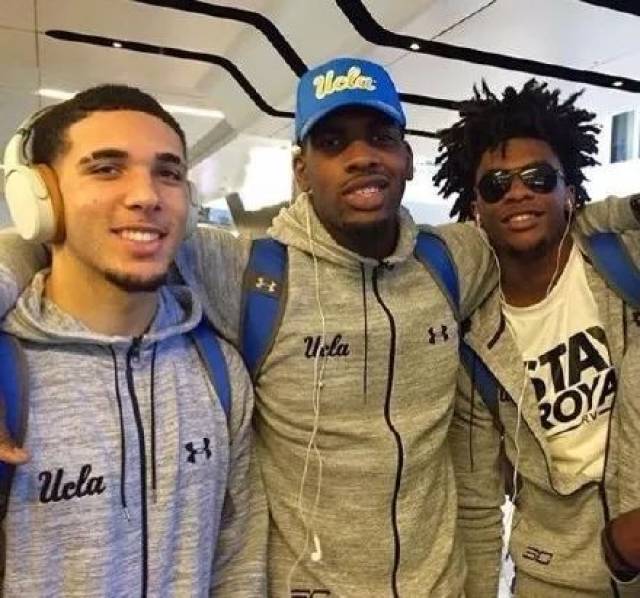 普斯卡什奖有力竞争者！绿巨人胡尔克打入了一粒绝对惊世骇俗的进球！（绿巨人胡尔克轰出惊天世界波，剑指普斯卡什奖！）