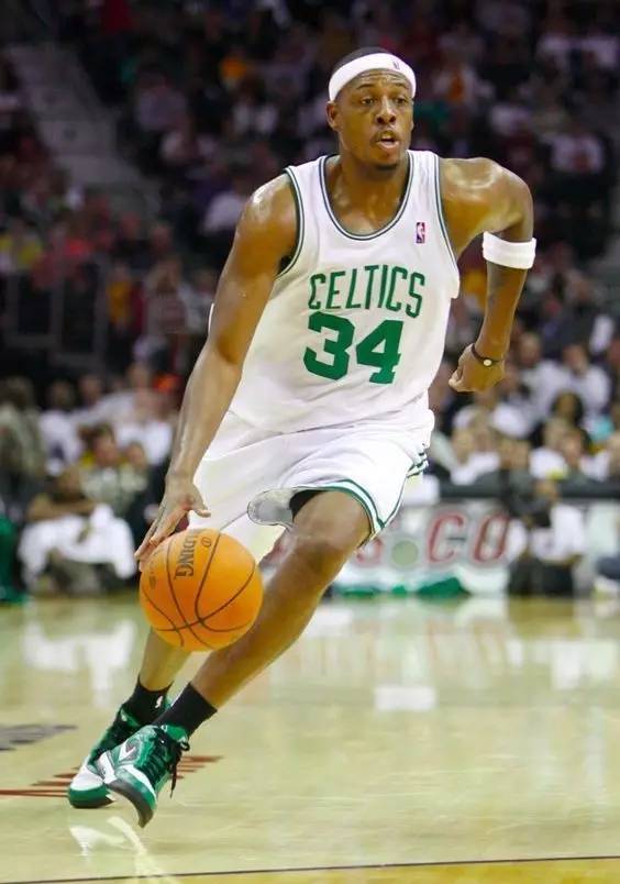 0点下班！孙颖莎太累了，或迎27小时5赛，体能精力双重考验（熬到零点收工，孙颖莎或27小时5战，体能与精力面临双重挑战）