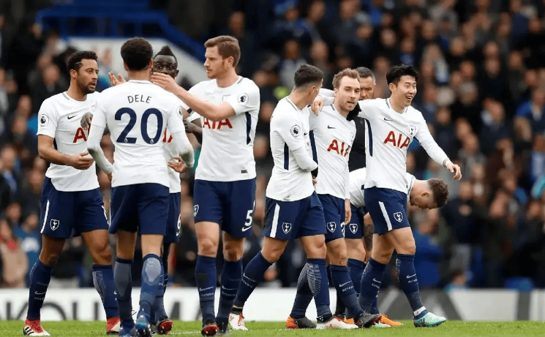 世体：巴萨仍考虑签格里马尔多；坎塞洛、穆尼奥斯也愿意加盟（世体：巴萨未放弃格里马尔多，坎塞洛和穆尼奥斯同样愿加盟）