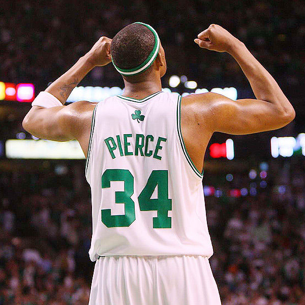 记者：本届世界杯将有半场球员和教练采访，赛前两天开发布会（记者称：本届世界杯增设半场球员、教练采访，赛前两日举行发布会）